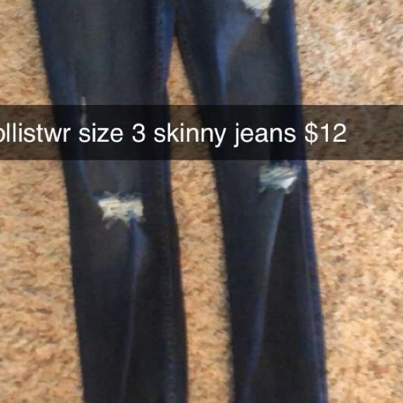 3 pairs for 25 all size 3 fits like a 2 holister - Picture 3 of 3